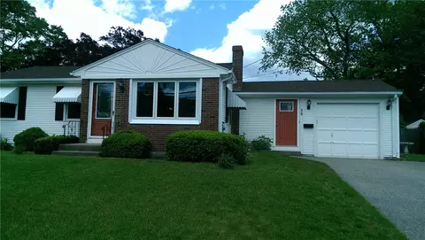 98 Grassy Plain Rd, East Providence, RI 02915 photo 1