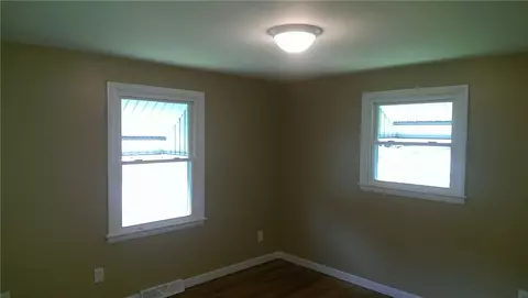 98 Grassy Plain Rd, East Providence, RI 02915 photo 7