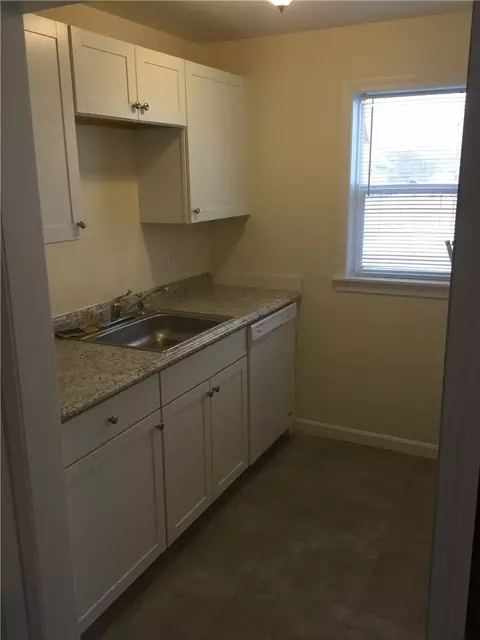 321 2nd Ave, Woonsocket, RI 02895 photo 4