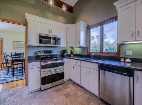 21 Side Rd, Little Compton, RI 02837 photo 10