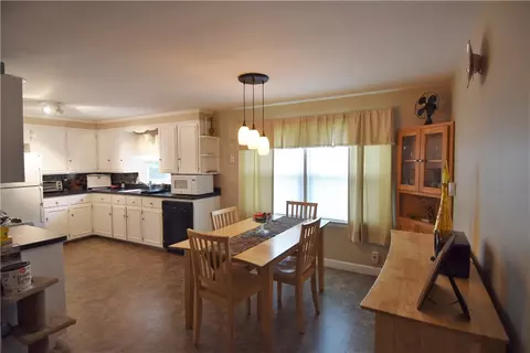86 Nimitz Rd, Woonsocket, RI 02895 photo 11