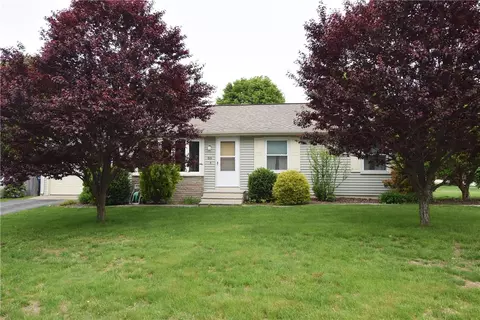 86 Nimitz Rd, Woonsocket, RI 02895 photo 1