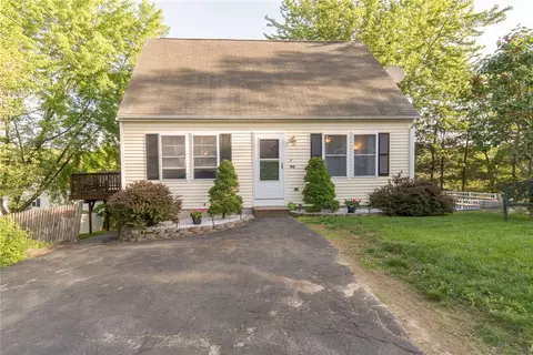 40 Edgewood Ave, Woonsocket, RI 02895 photo 1