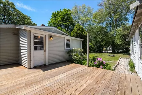 52 Hawksley Ave, Warwick, RI 02889 photo 21
