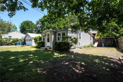 52 Hawksley Ave, Warwick, RI 02889 photo 22