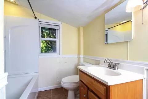 52 Hawksley Ave, Warwick, RI 02889 photo 20