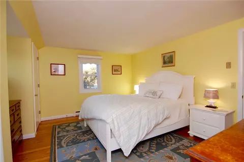 19 Knowles Ave, Westerly, RI 02891 photo 13