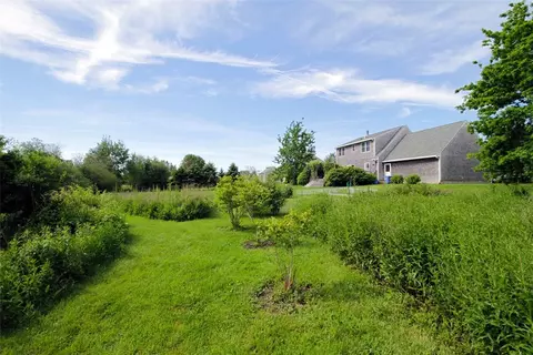 90 Morrison Ave, Middletown, RI 02842 photo 17