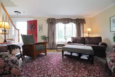 90 Morrison Ave, Middletown, RI 02842 photo 10