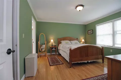 90 Morrison Ave, Middletown, RI 02842 photo 14