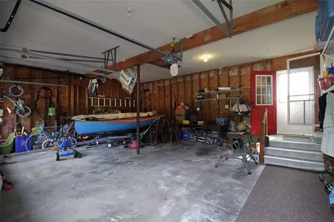 90 Morrison Ave, Middletown, RI 02842 photo 27