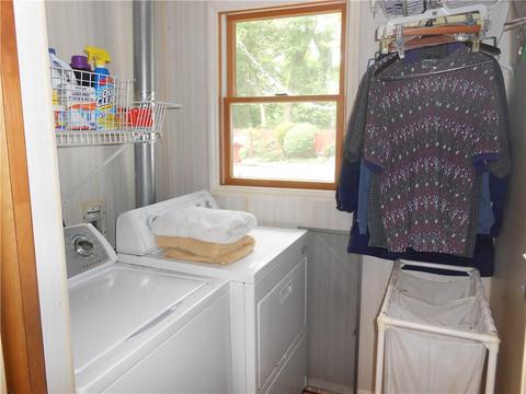 115 Circuit Dr, Warwick, RI 02889 photo 16