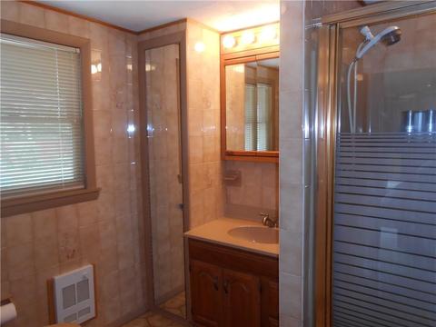 115 Circuit Dr, Warwick, RI 02889 photo 13