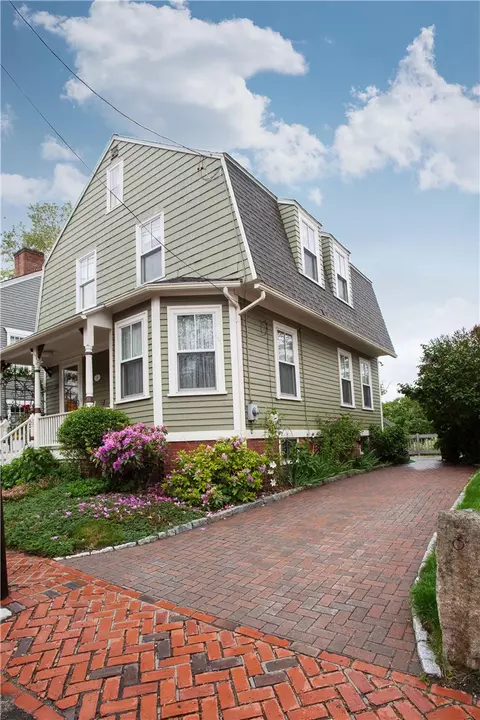 43 Post Rd, Warwick, RI 02888 photo 2