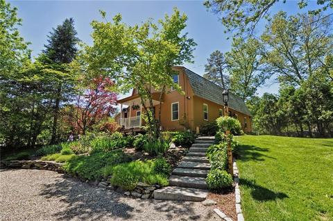 527 Douglas Hook Rd, Glocester, RI 02814 photo 10