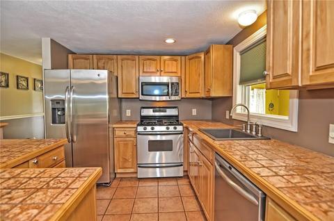 527 Douglas Hook Rd, Glocester, RI 02814 photo 12