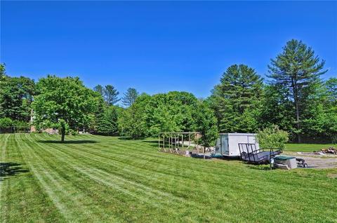 527 Douglas Hook Rd, Glocester, RI 02814 photo 7