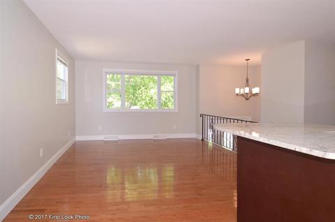 47 Lloyd Ave, Warwick, RI 02889 photo 14