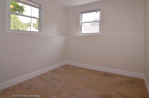 47 Lloyd Ave, Warwick, RI 02889 photo 26