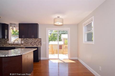 47 Lloyd Ave, Warwick, RI 02889 photo 13