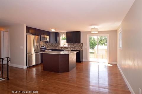 47 Lloyd Ave, Warwick, RI 02889 photo 11