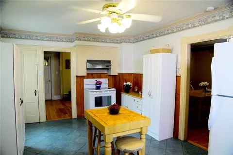 76 Division St, Woonsocket, RI 02895 photo 27