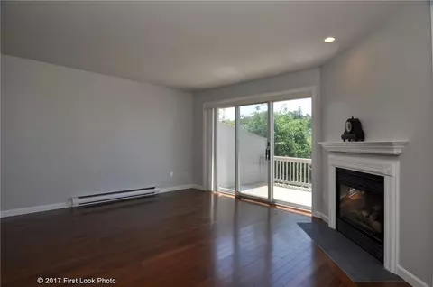 330 North Ln, Bristol, RI 02809 photo 10
