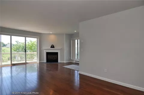 330 North Ln, Bristol, RI 02809 photo 13