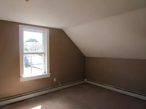 90 Sixth Ave, Woonsocket, RI 02895 photo 14
