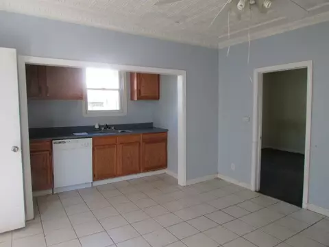 90 Sixth Ave, Woonsocket, RI 02895 photo 4