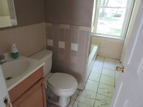 90 Sixth Ave, Woonsocket, RI 02895 photo 7