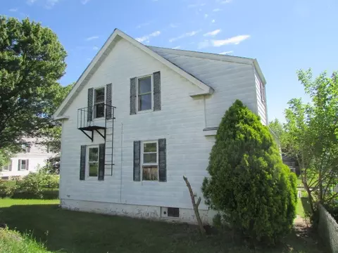90 Sixth Ave, Woonsocket, RI 02895 photo 2