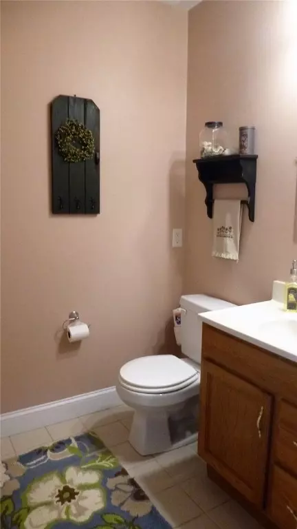 86 Beacon Ave, Woonsocket, RI 02895 photo 29