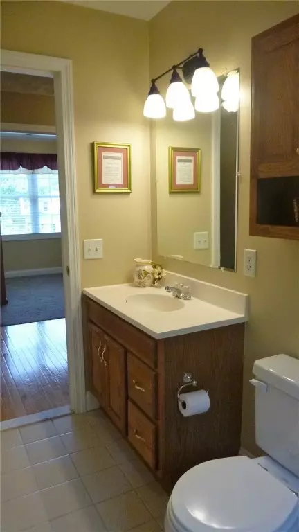 86 Beacon Ave, Woonsocket, RI 02895 photo 27