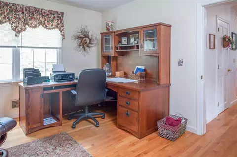 65 Contour Rd, Warwick, RI 02886 photo 16