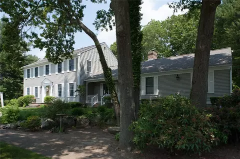 65 Contour Rd, Warwick, RI 02886 photo 3