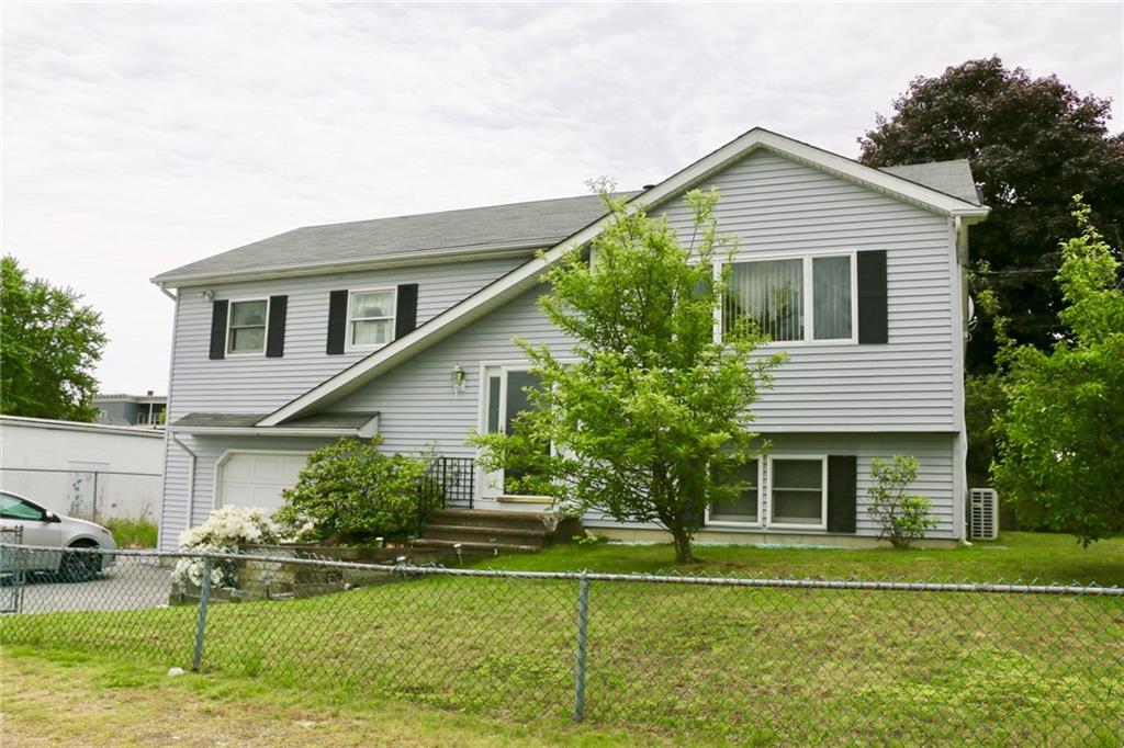 9 Havelock St, Woonsocket, RI 02895 photo 1