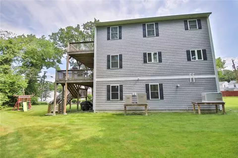 56 Millard Ave, Warwick, RI 02889 photo 6