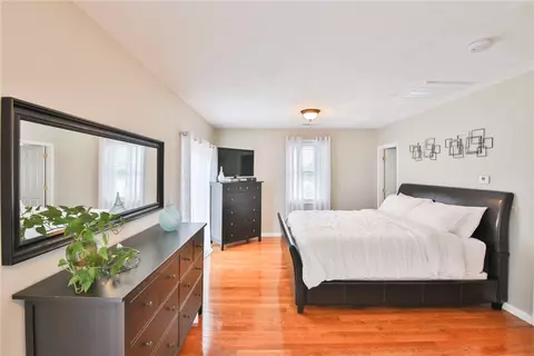 56 Millard Ave, Warwick, RI 02889 photo 11