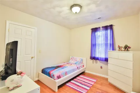 56 Millard Ave, Warwick, RI 02889 photo 12