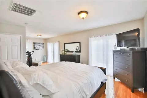 56 Millard Ave, Warwick, RI 02889 photo 10