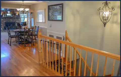 48 Winston Ave, Warwick, RI 02886 photo 12