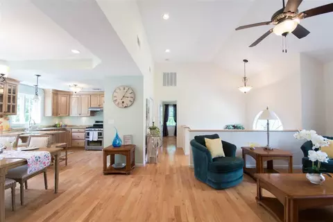 3 Devol Ave, Westport, MA 02790 photo 1