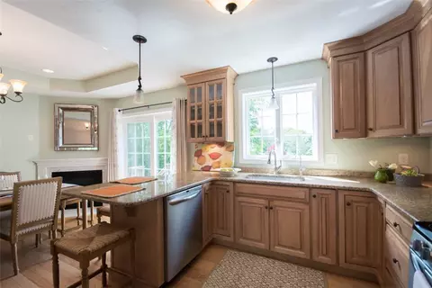 3 Devol Ave, Westport, MA 02790 photo 14