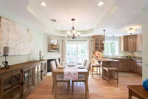 3 Devol Ave, Westport, MA 02790 photo 5