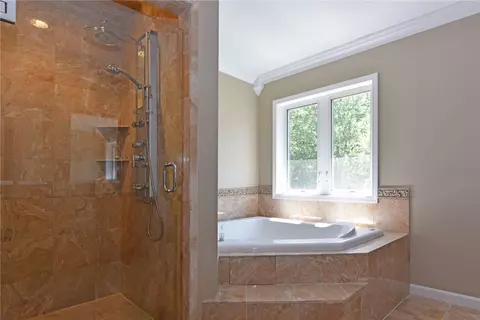 101 Crest Dr, Cranston, RI 02921 photo 28