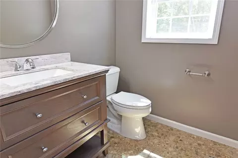 101 Crest Dr, Cranston, RI 02921 photo 19