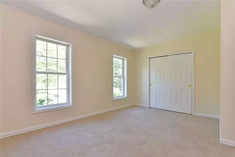 101 Crest Dr, Cranston, RI 02921 photo 32