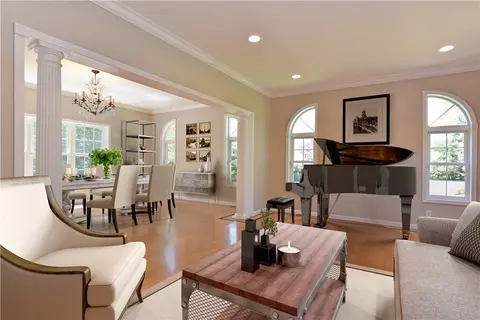 101 Crest Dr, Cranston, RI 02921 photo 2