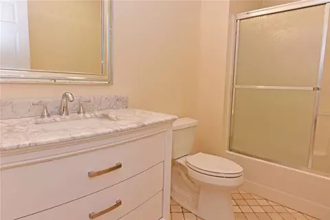 101 Crest Dr, Cranston, RI 02921 photo 31